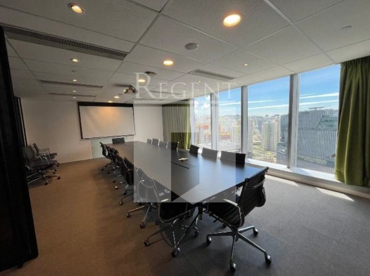 AIA FINANCIAL CENTRE (友邦九龙金融中心)-RGP7864921